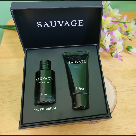 Dior - Picture 3 of 5